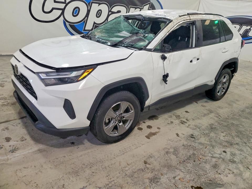 2025 Toyota Rav4 le