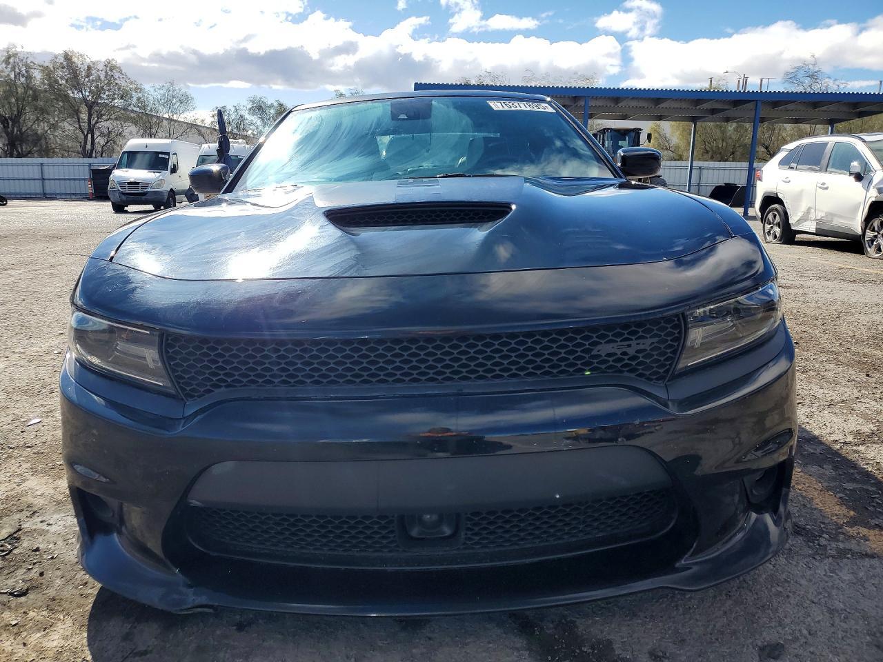 2018 Dodge Charger r