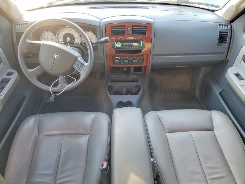 2005 Dodge Dakota Quad SLT