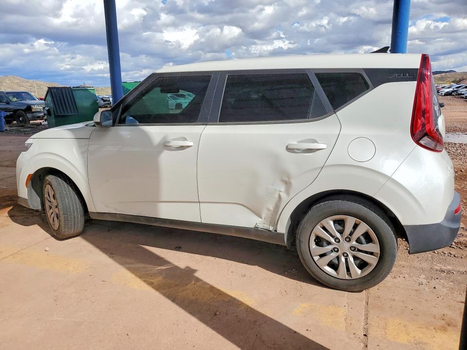 2022 KIA Soul lx
