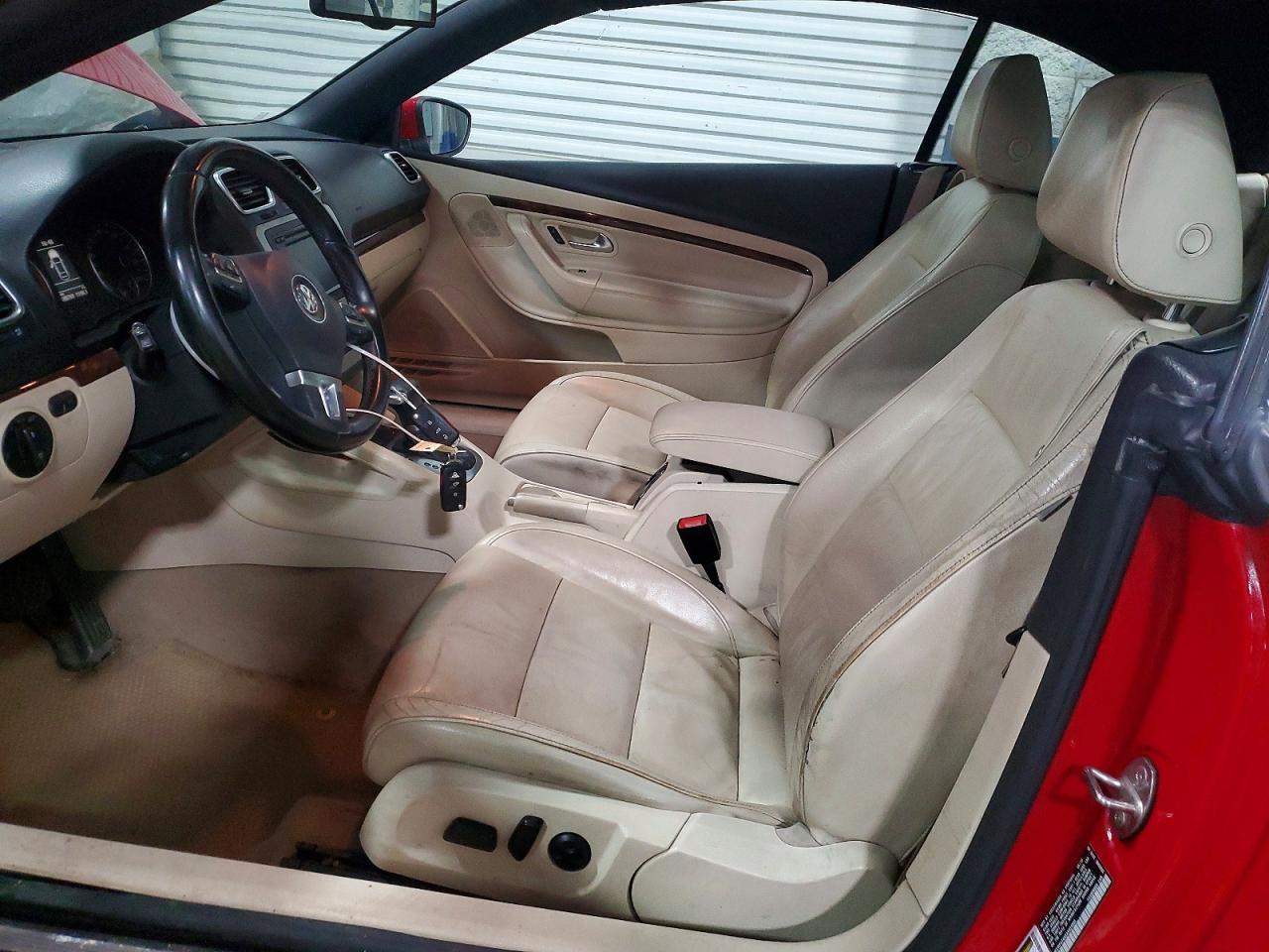 2010 Volkswagen Eos lux