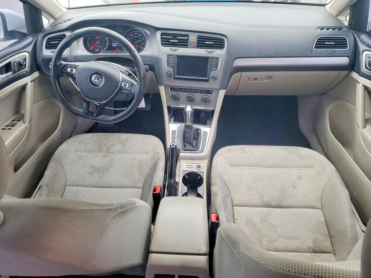 2016 Volkswagen Golf Sportwagen s