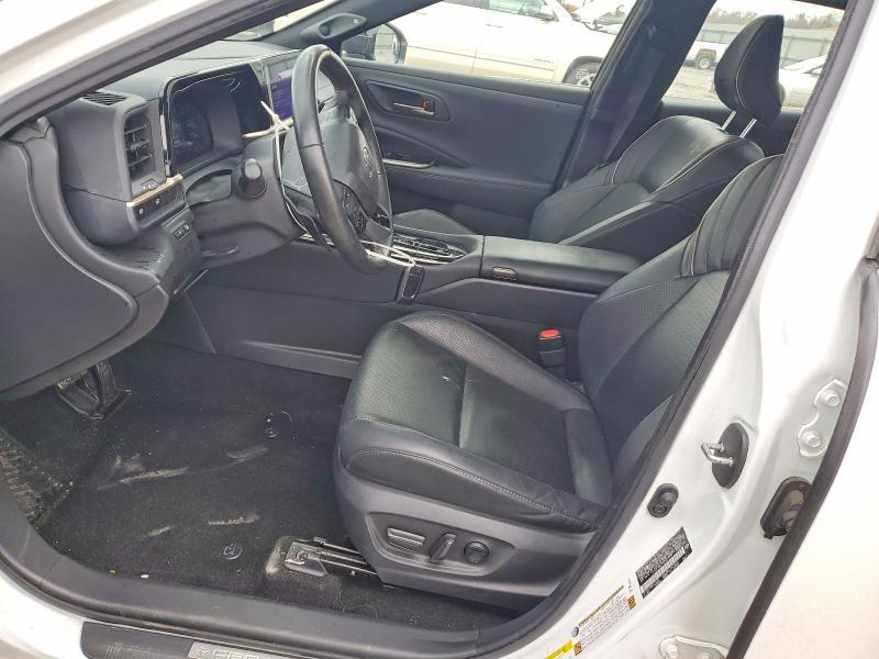 2024 Toyota Crown Platinum