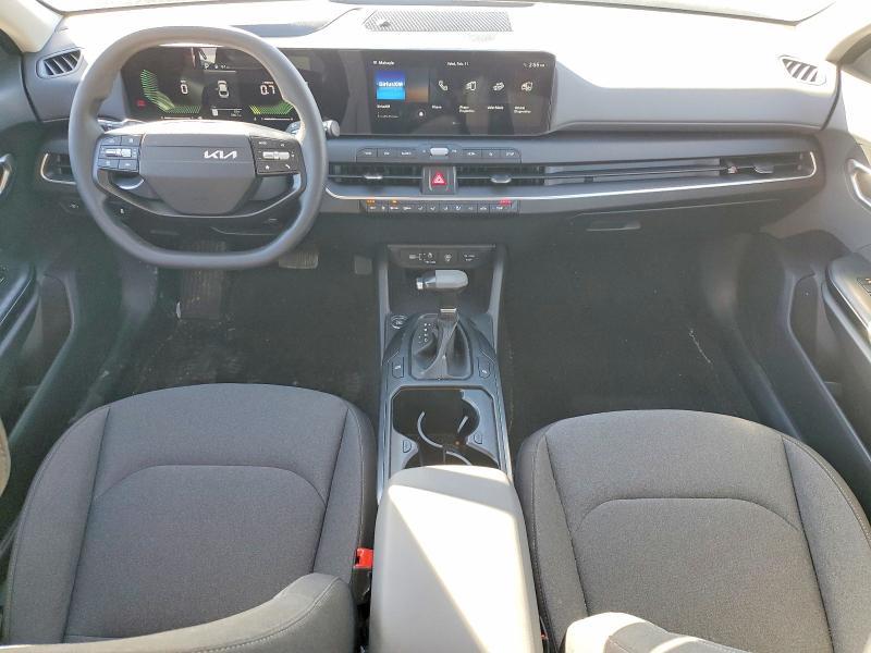 2025 KIA K4 lx