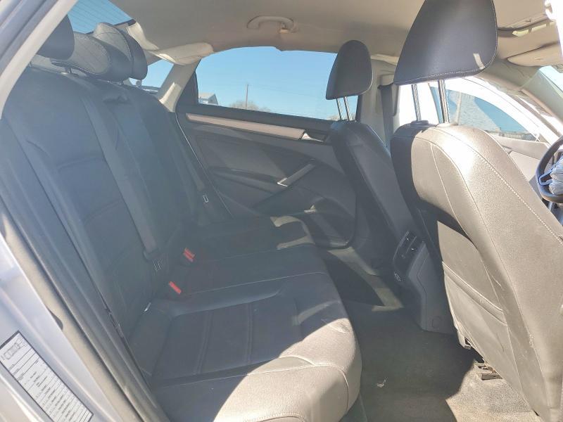 2021 Volkswagen Passat se