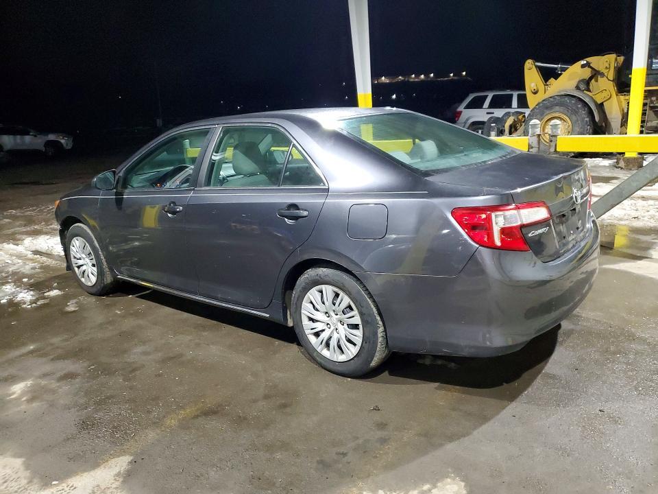2013 Toyota Camry le