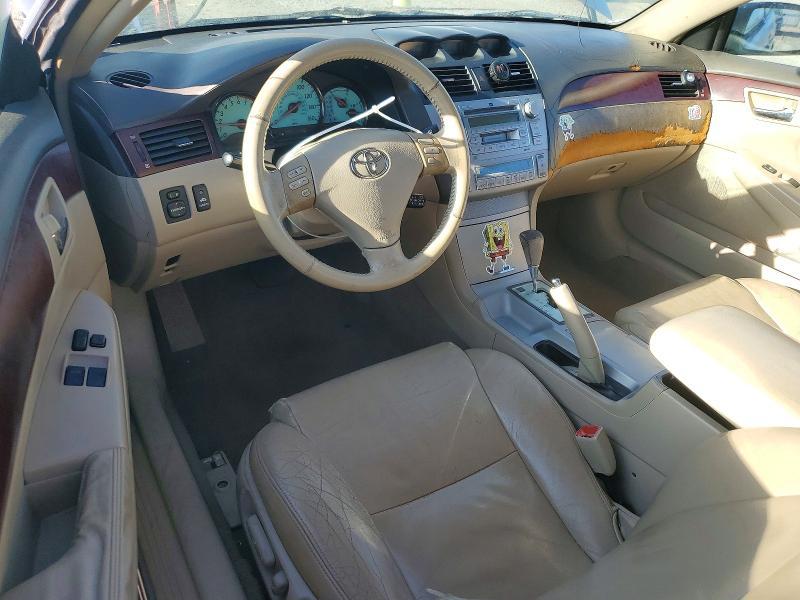 2004 Toyota Camry Solara se