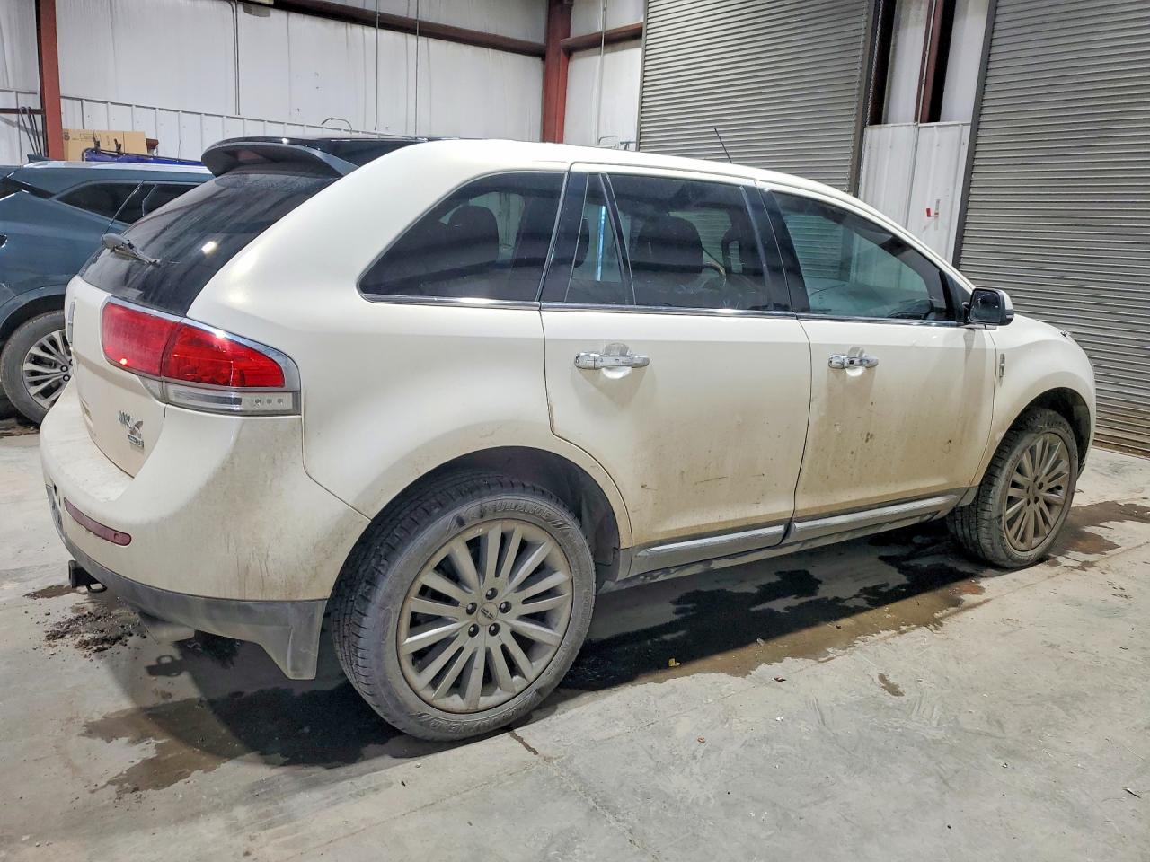 2013 Lincoln Townhouse MKX