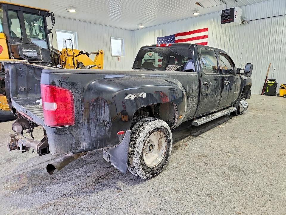 2013 Chevrolet Silverado K3500 ltz