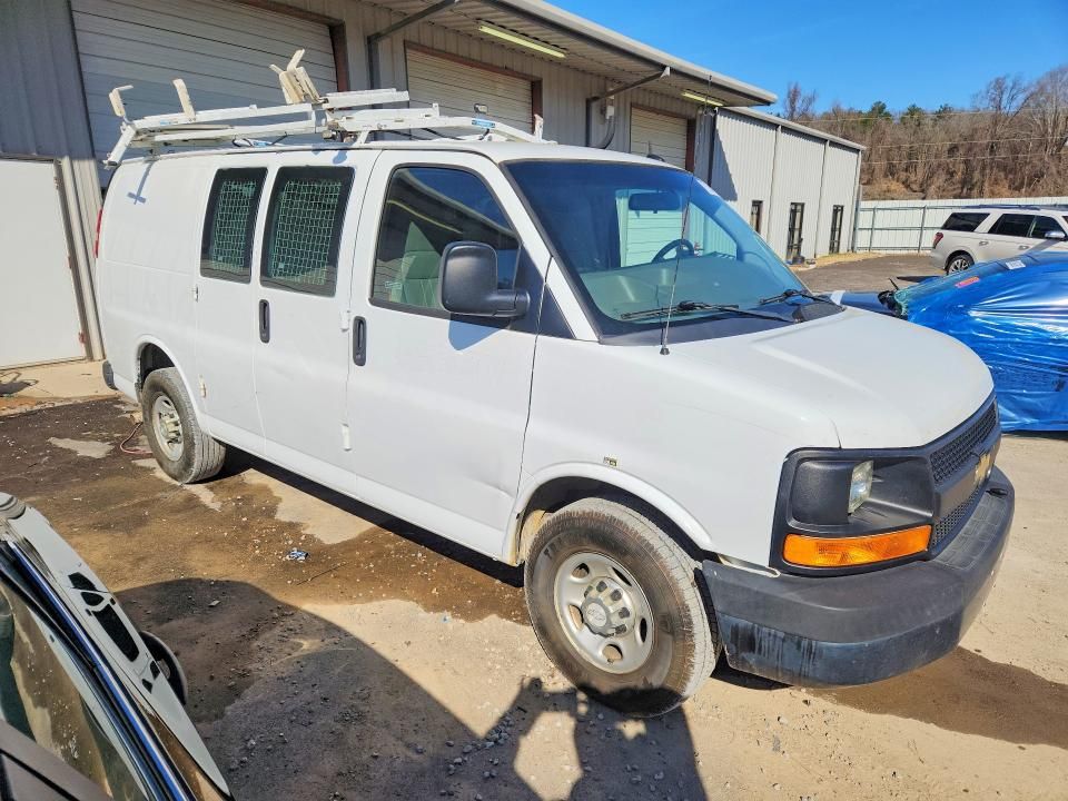 2015 Chevrolet Express G2500