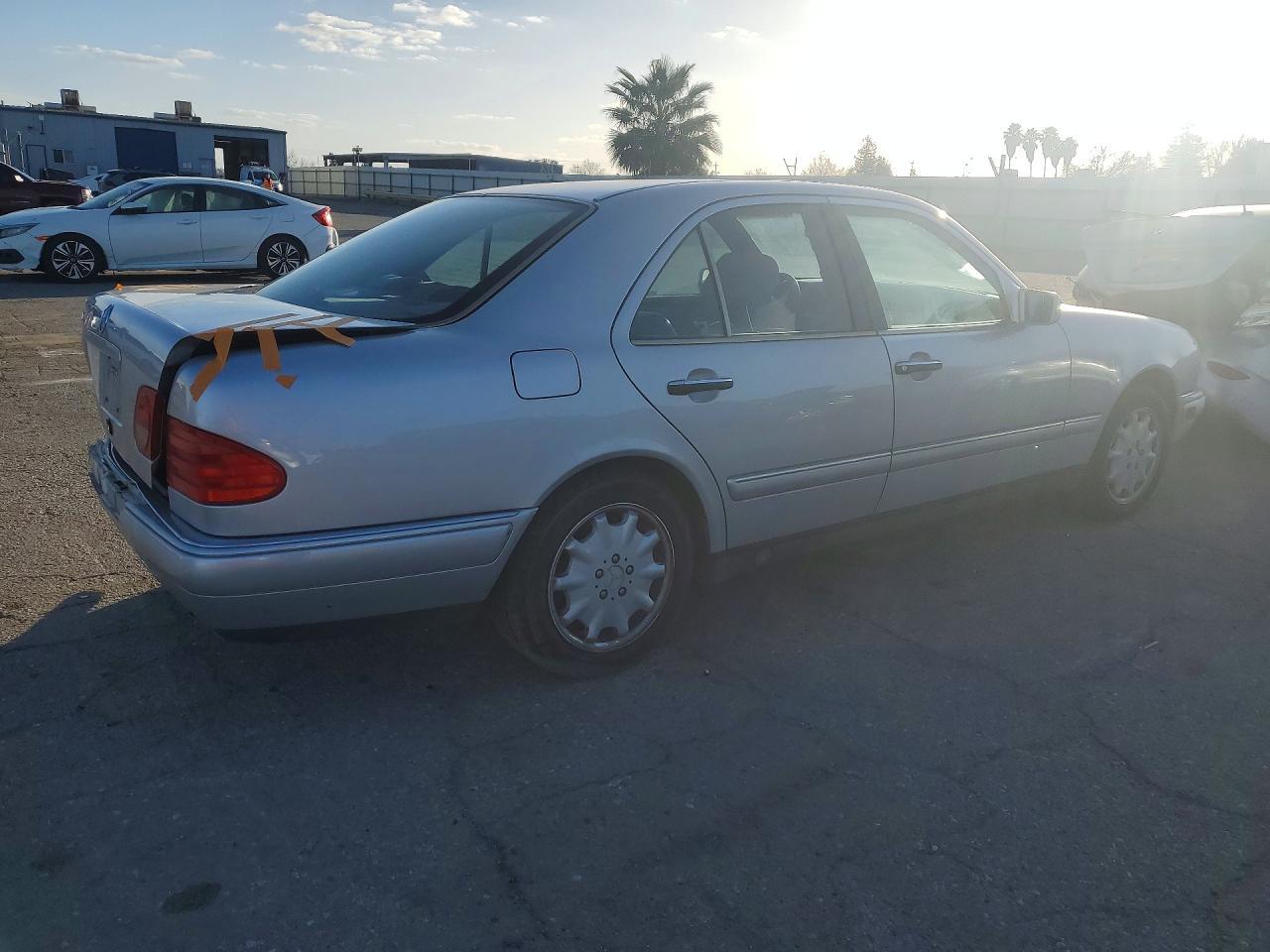 1997 Mercedes-Benz E 320