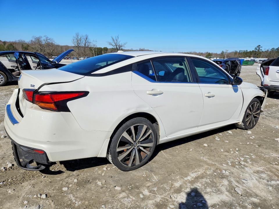 2019 Nissan Altima sr