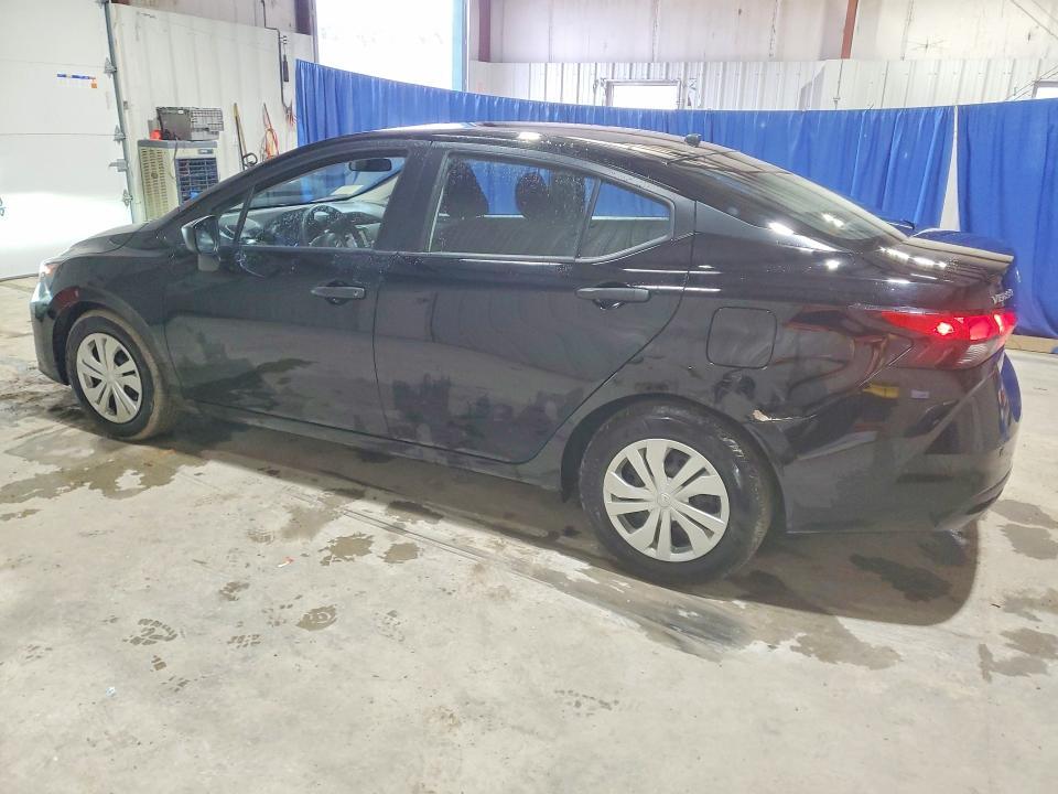 2025 Nissan Versa s