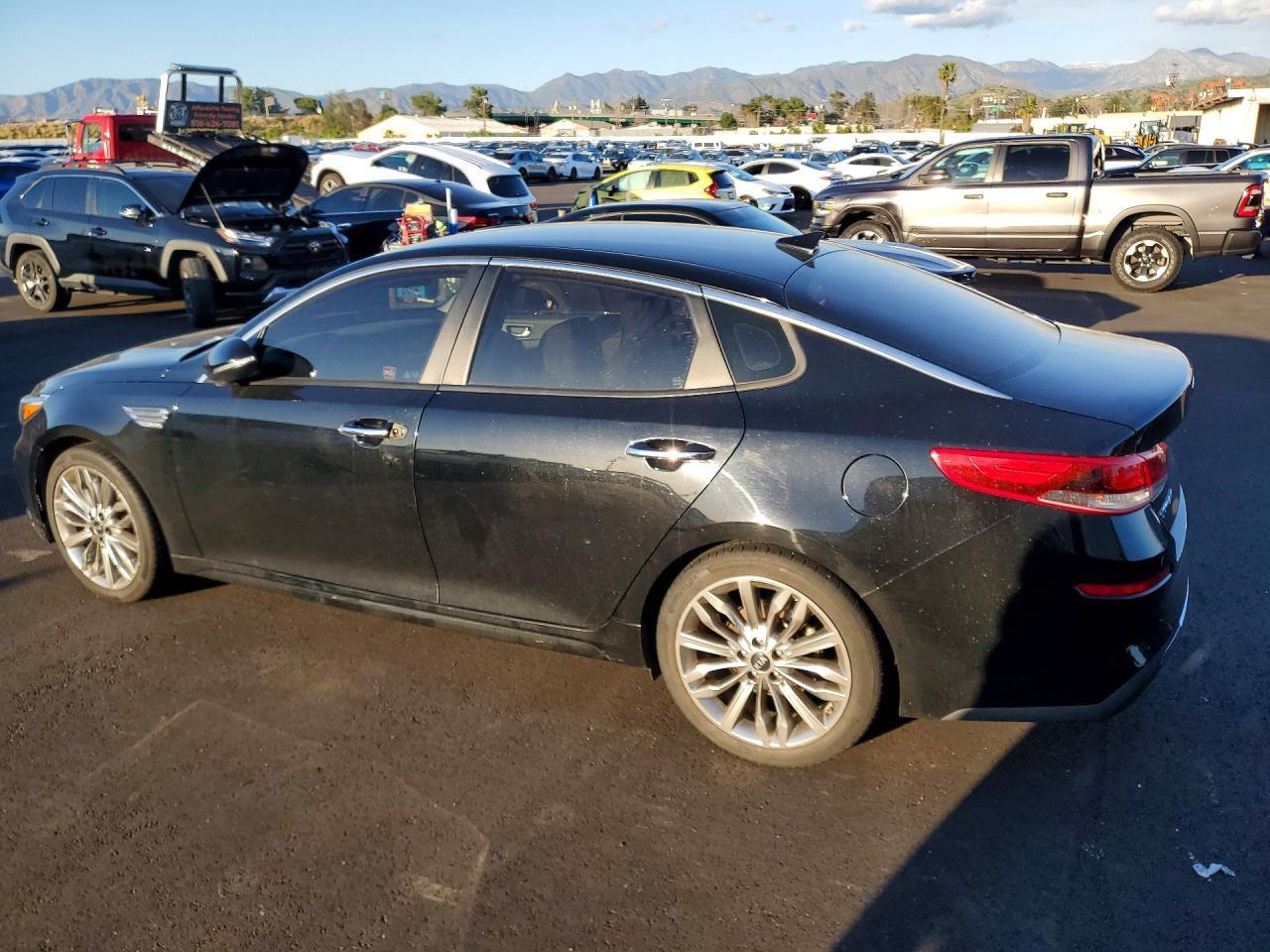 2020 KIA Optima lx