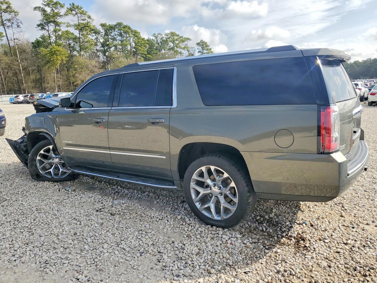 2017 GMC Yukon xl Denali