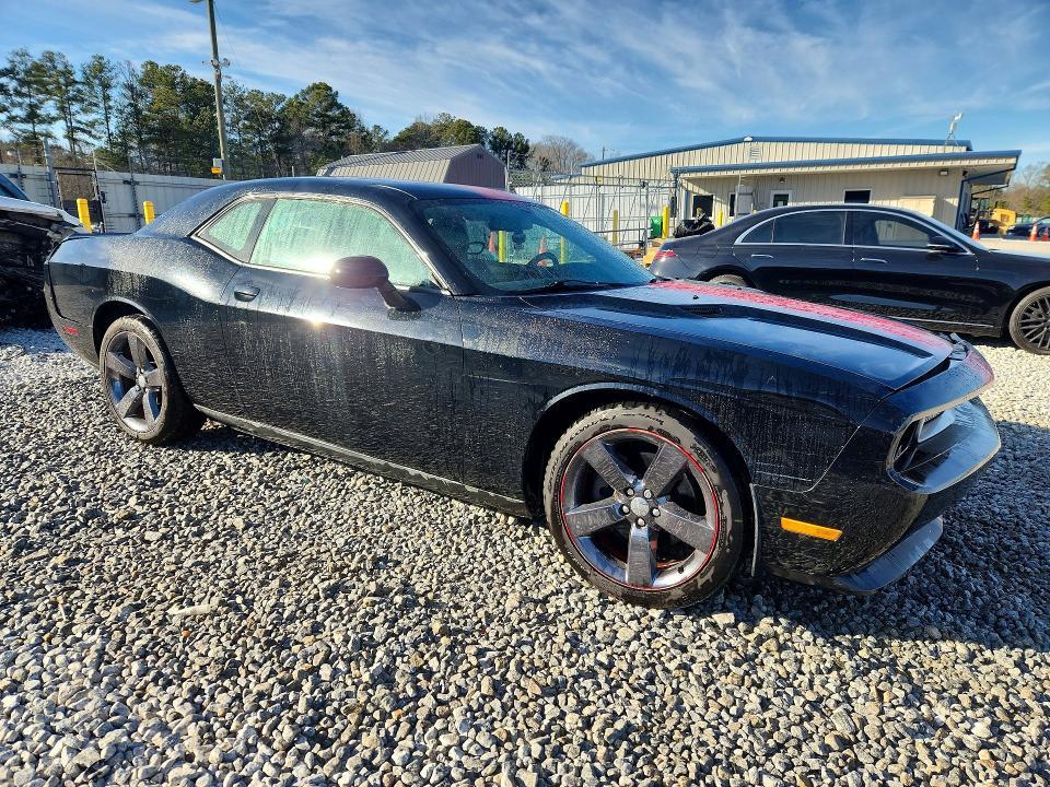 2013 Dodge Challenger sxt
