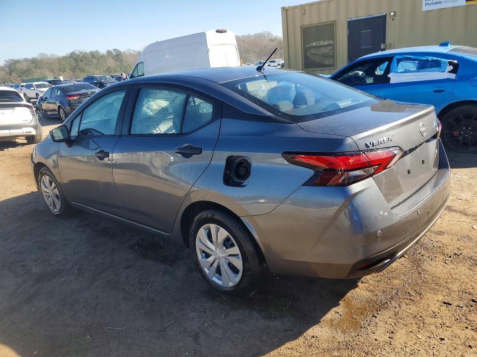 2025 Nissan Versa s