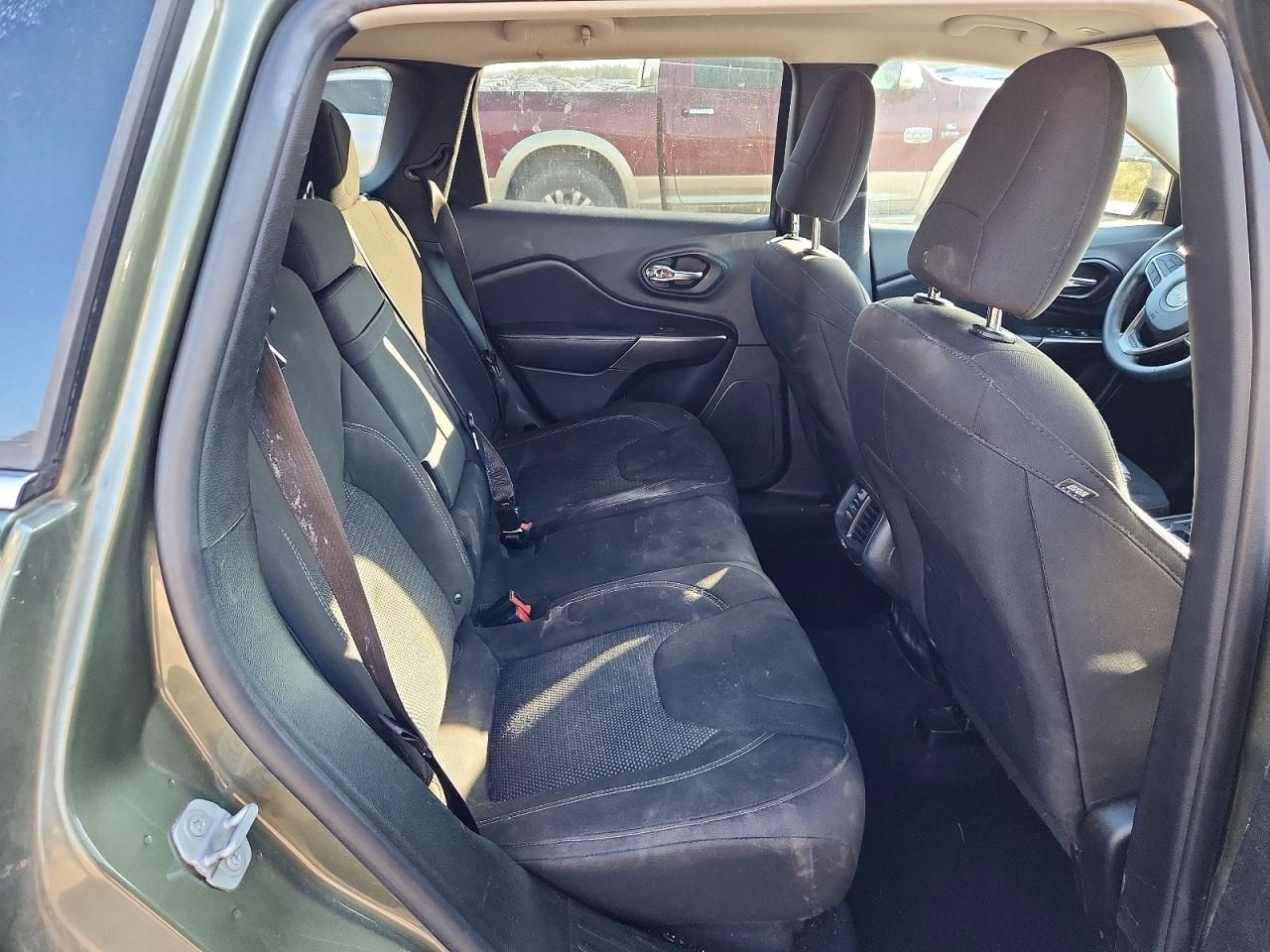 2019 Jeep Cherokee Latitude