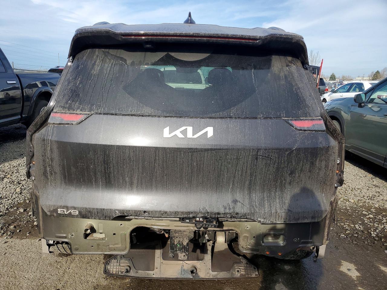 2024 KIA EV9 Land
