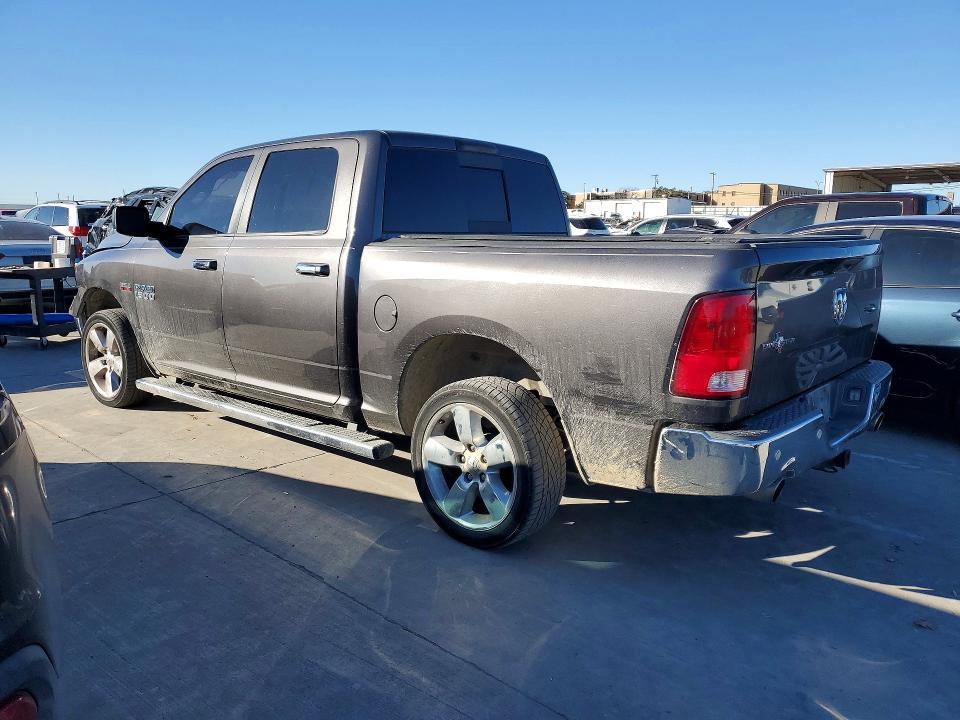 2016 Dodge Ram 1500 slt