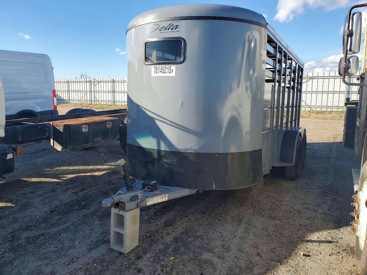 2024 Delta Horse Trailer