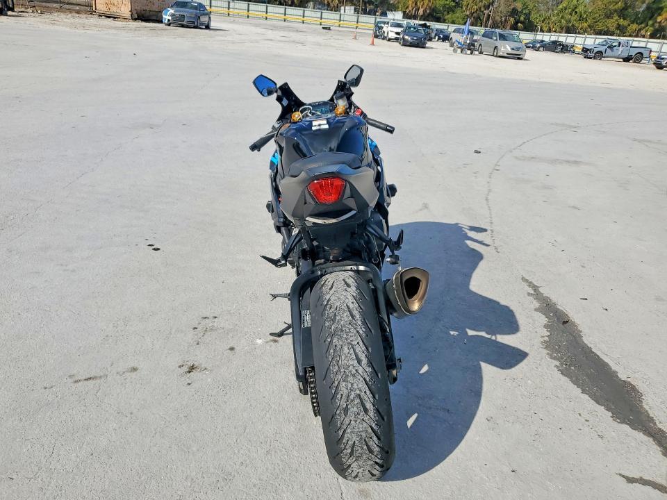 2023 Suzuki Gsx-r1000 r