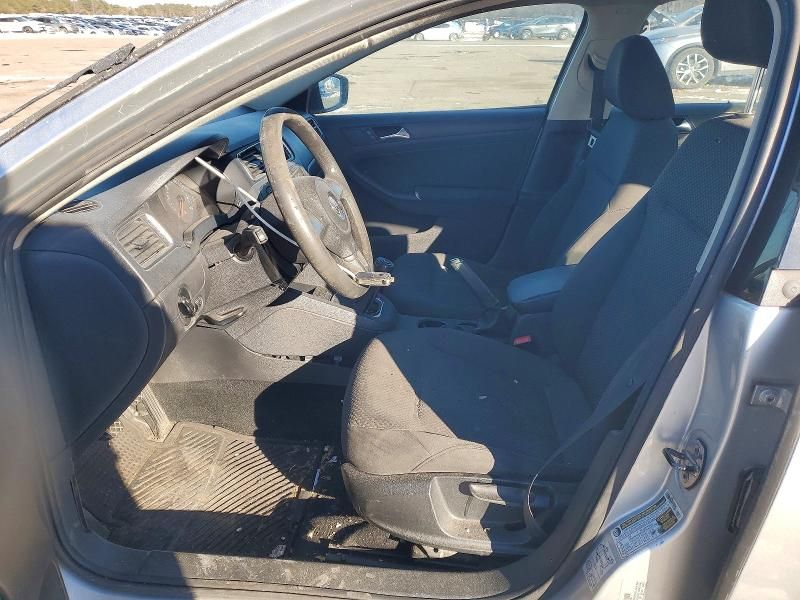 2011 Volkswagen Jetta Base