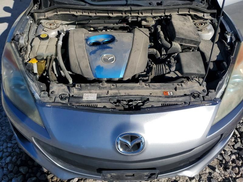 2013 Mazda 3 I
