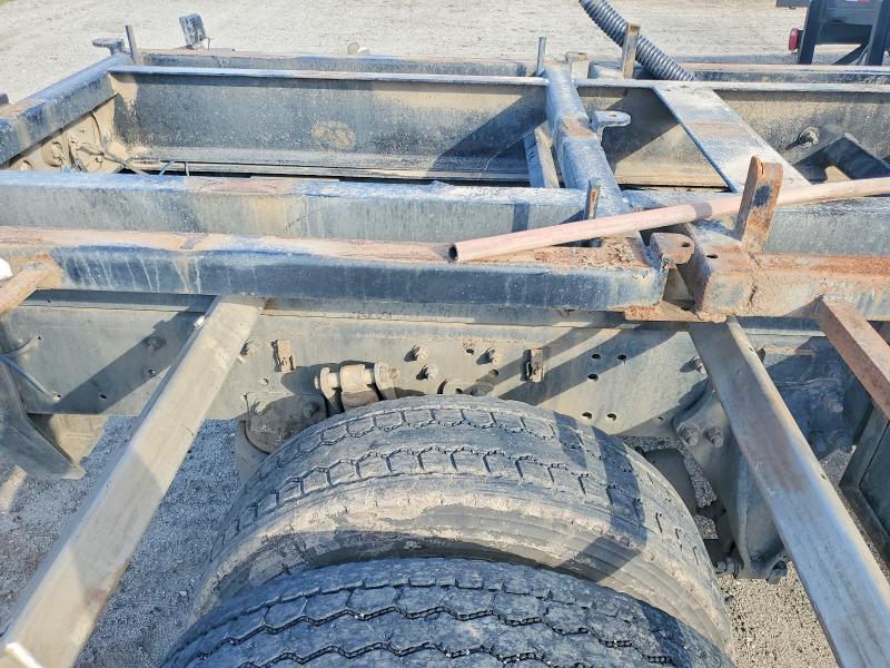 2003 Freigliner 2003 Freightliner Business Class M2 Truck cab Andc