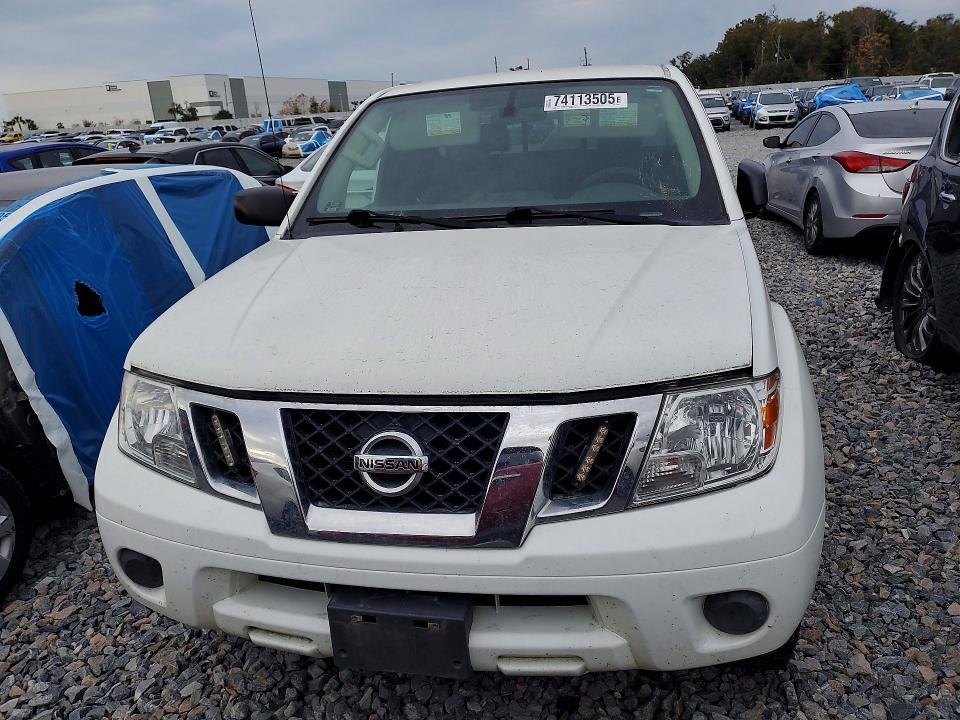 2019 Nissan Frontier sv
