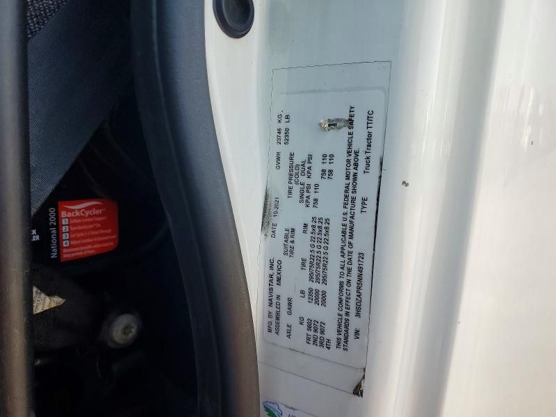 2022 International LT625