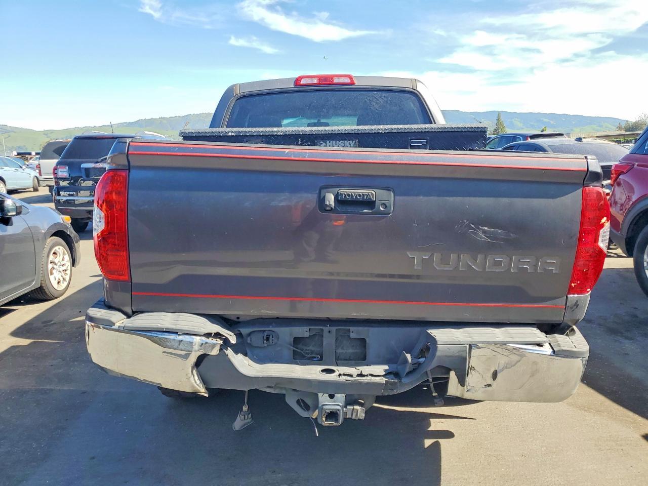 2015 Toyota Tundra Crewmax SR5