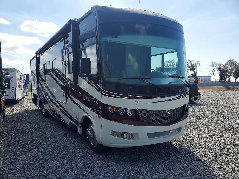 2012 Ford F53-RV