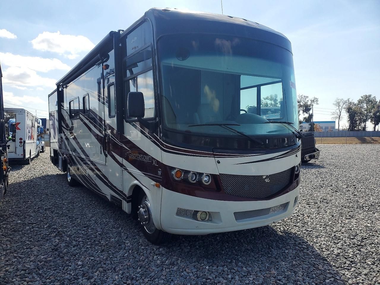 2012 Ford F53-RV