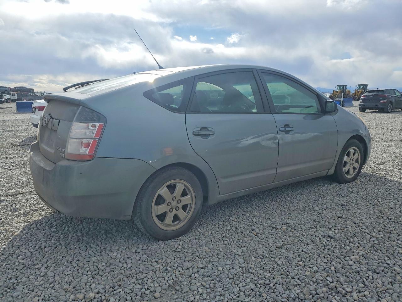 2004 Toyota Prius