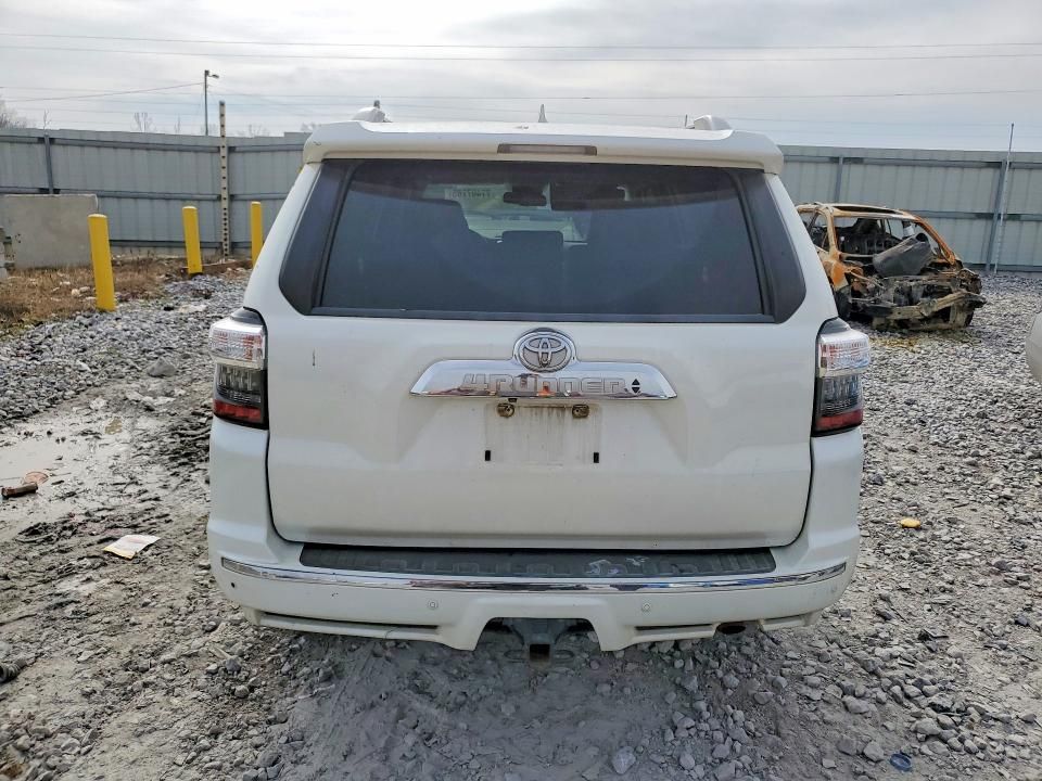 2018 Toyota 4runner SR5