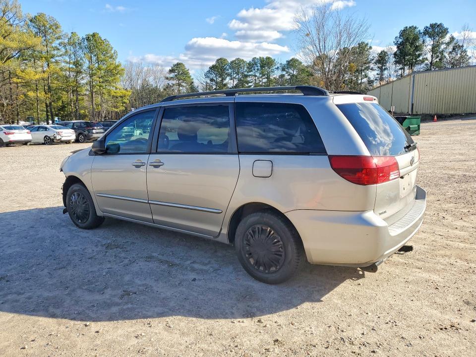 2005 Toyota Sienna le 7 Passenger
