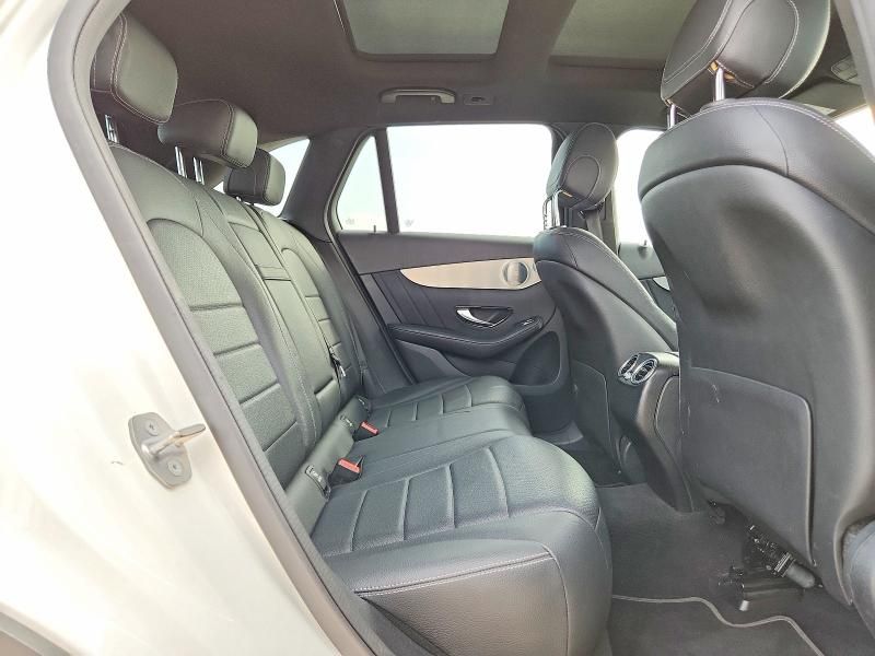 2020 Mercedes-Benz Glc 300