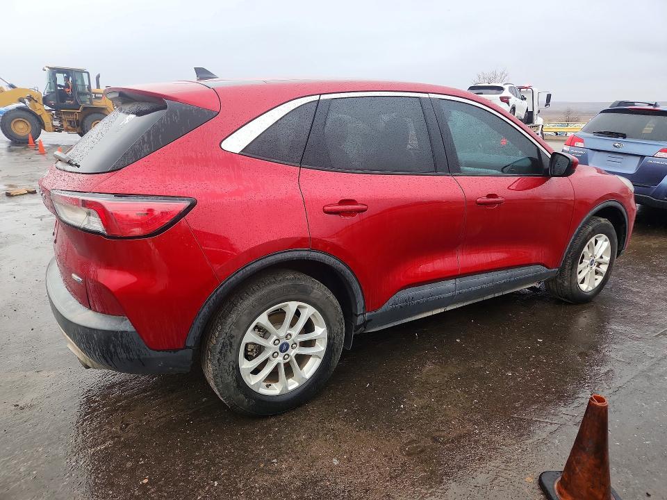 2020 Ford Escape se