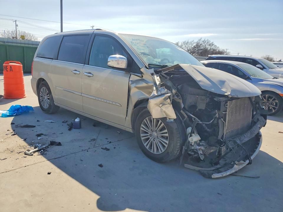 2013 Chrysler Town & Country Limited