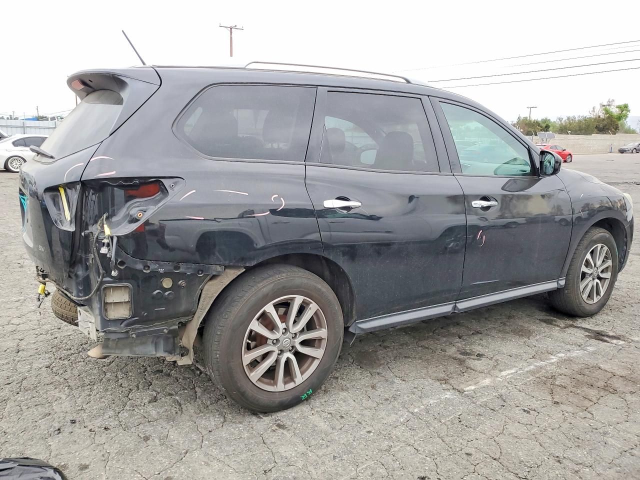 2013 Nissan Pathfinder s