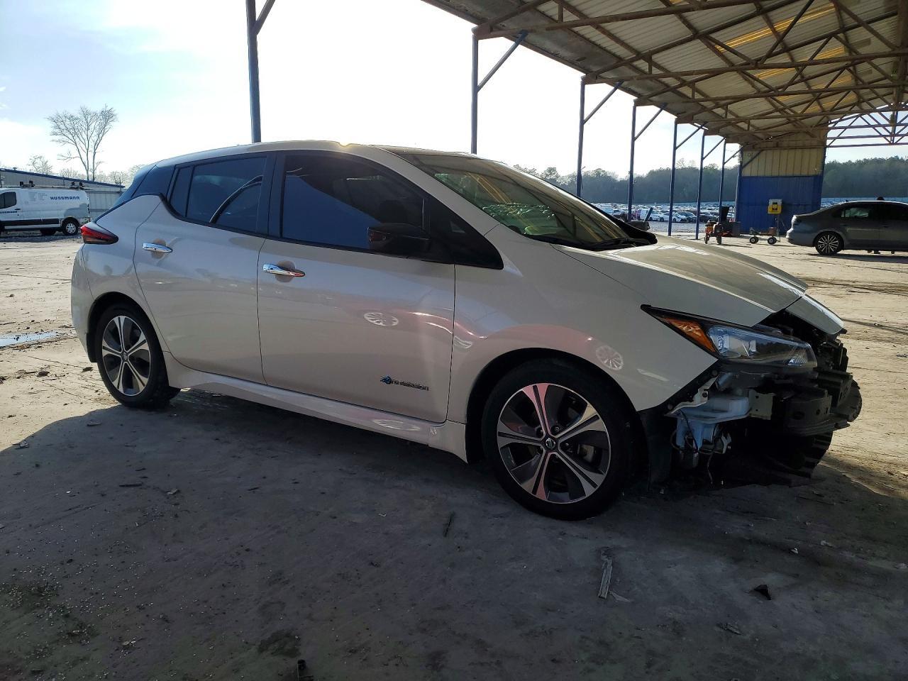 2019 Nissan Leaf s