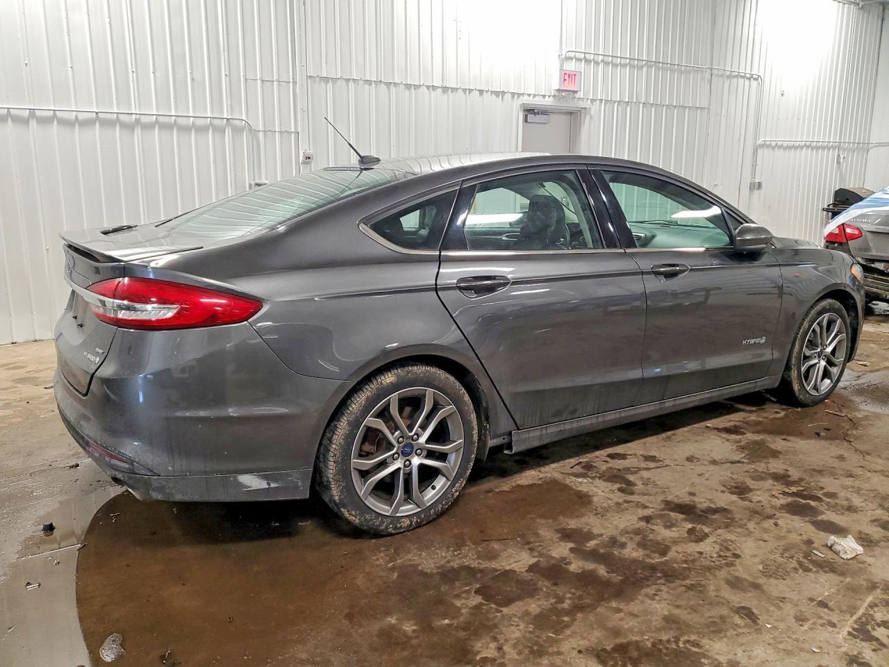 2017 Ford Fusion se Hybrid