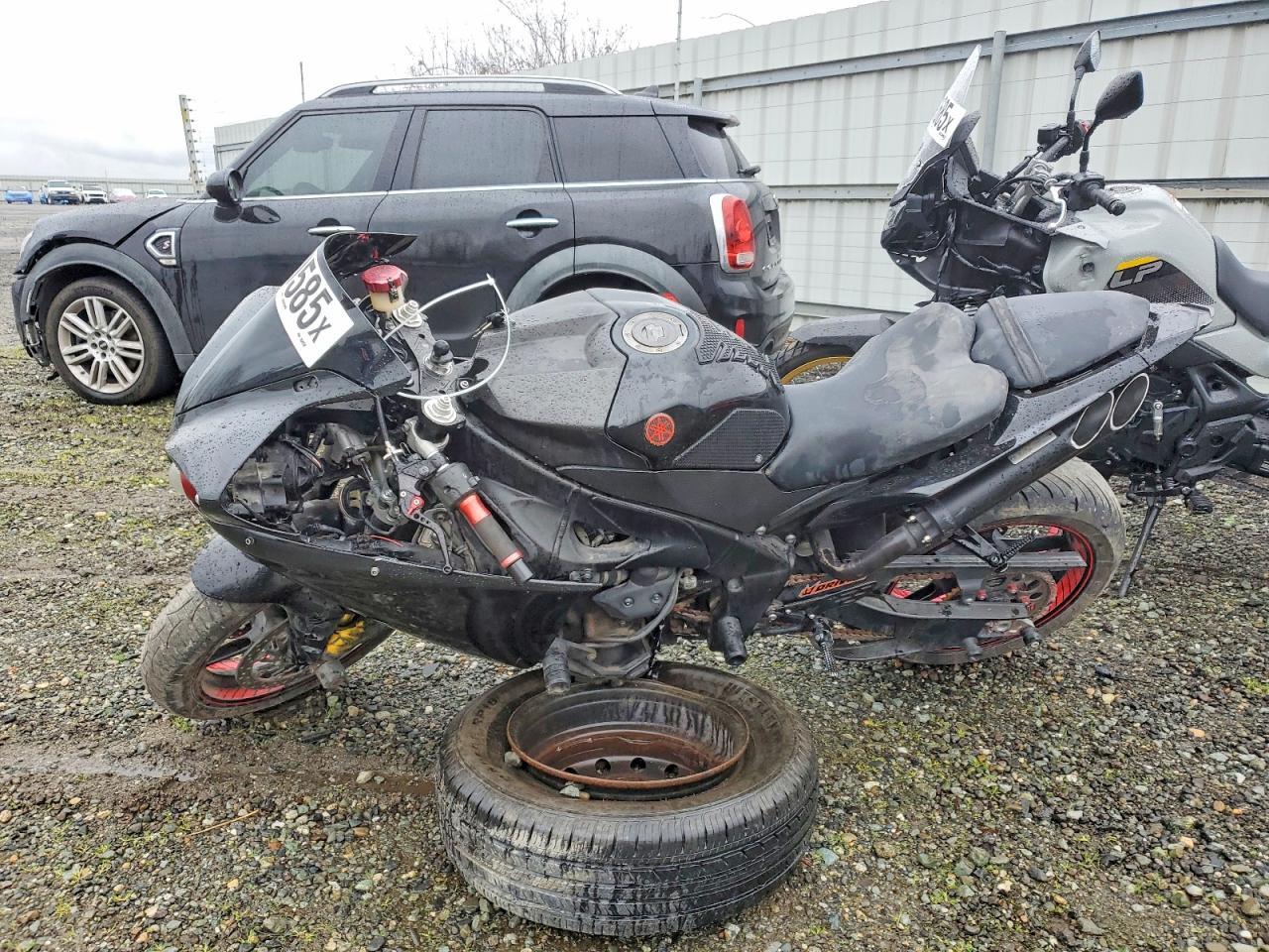 2009 Yama YZFR1