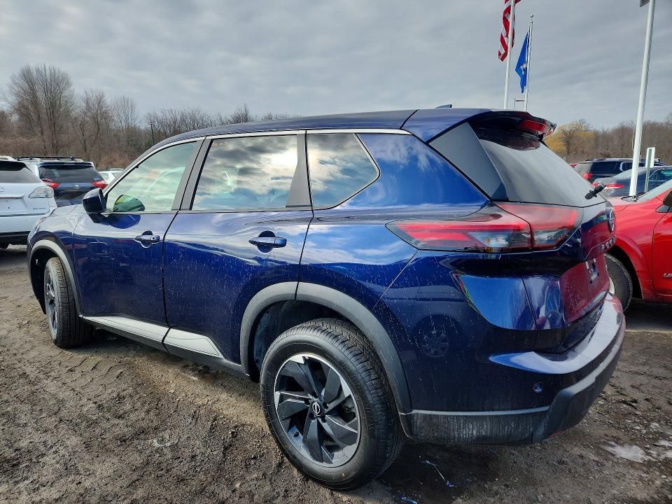 2025 Nissan Rogue sv