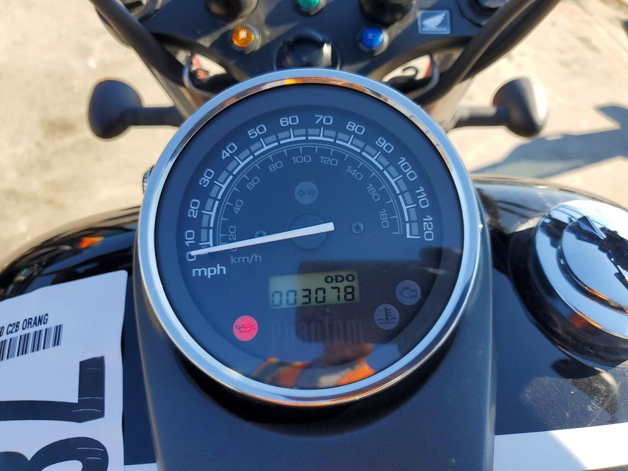 2024 Honda VT750 C2B