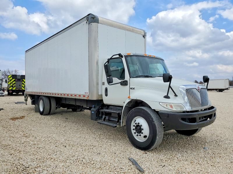 2020 International MV607 BOX Truck