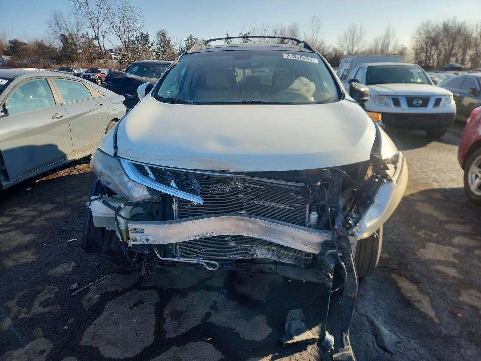 2011 Nissan Murano s