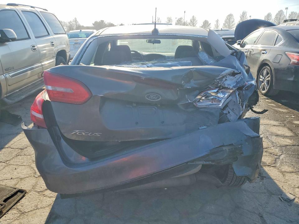 2016 Ford Focus se