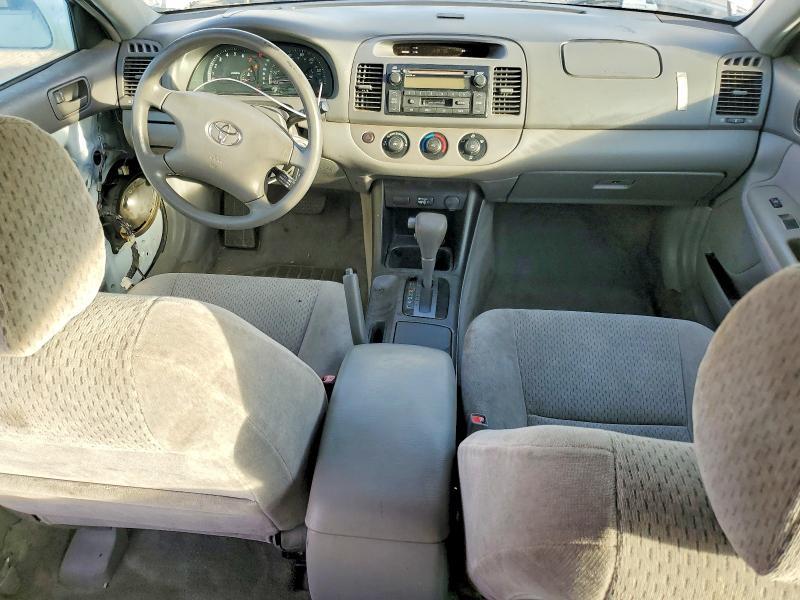 2002 Toyota Camry le
